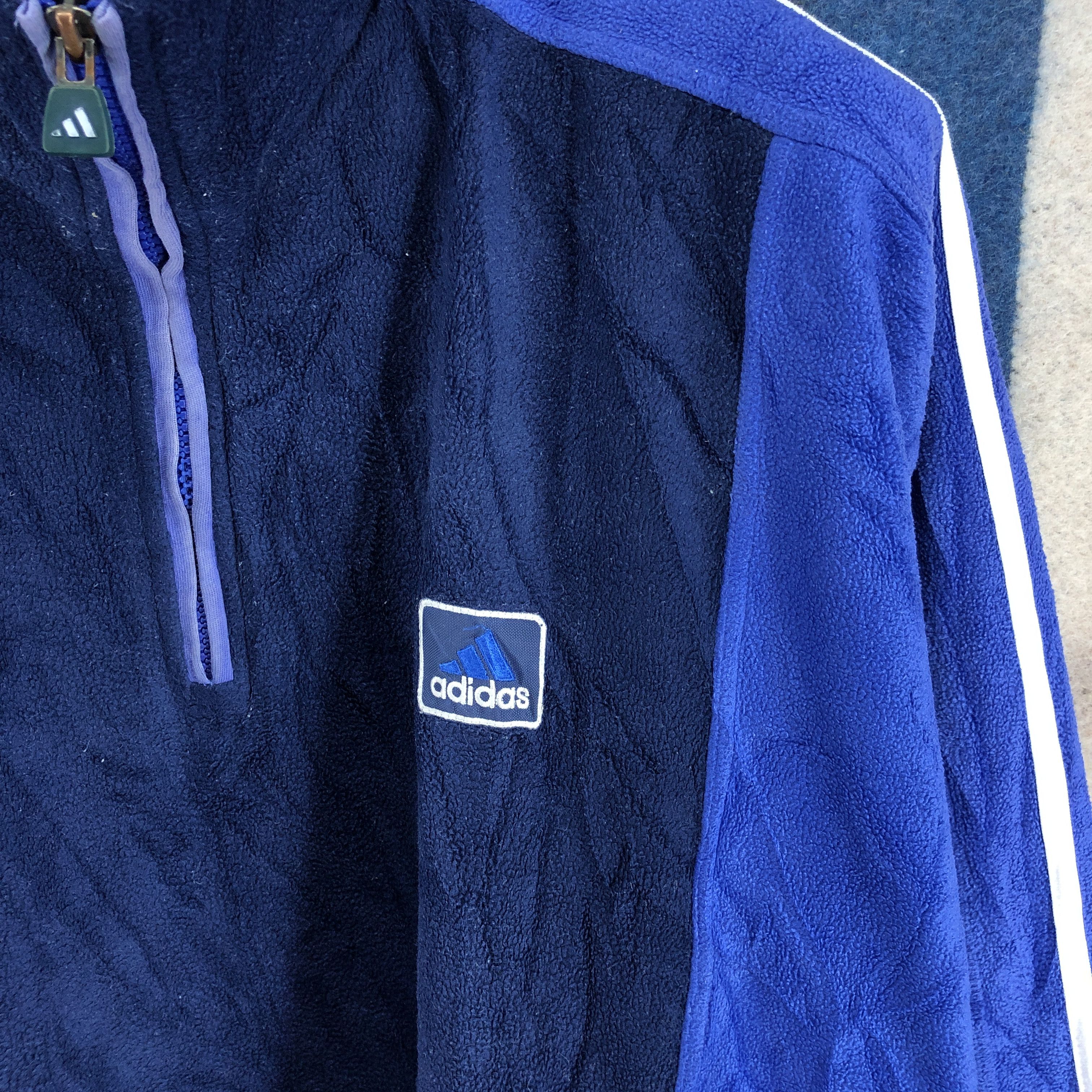 Adidas Vintage ADIDAS THREE STRIPE Turtle Neck Fleece #0121/F Size US XL / EU 56 / 4 - 2 Thumbnail