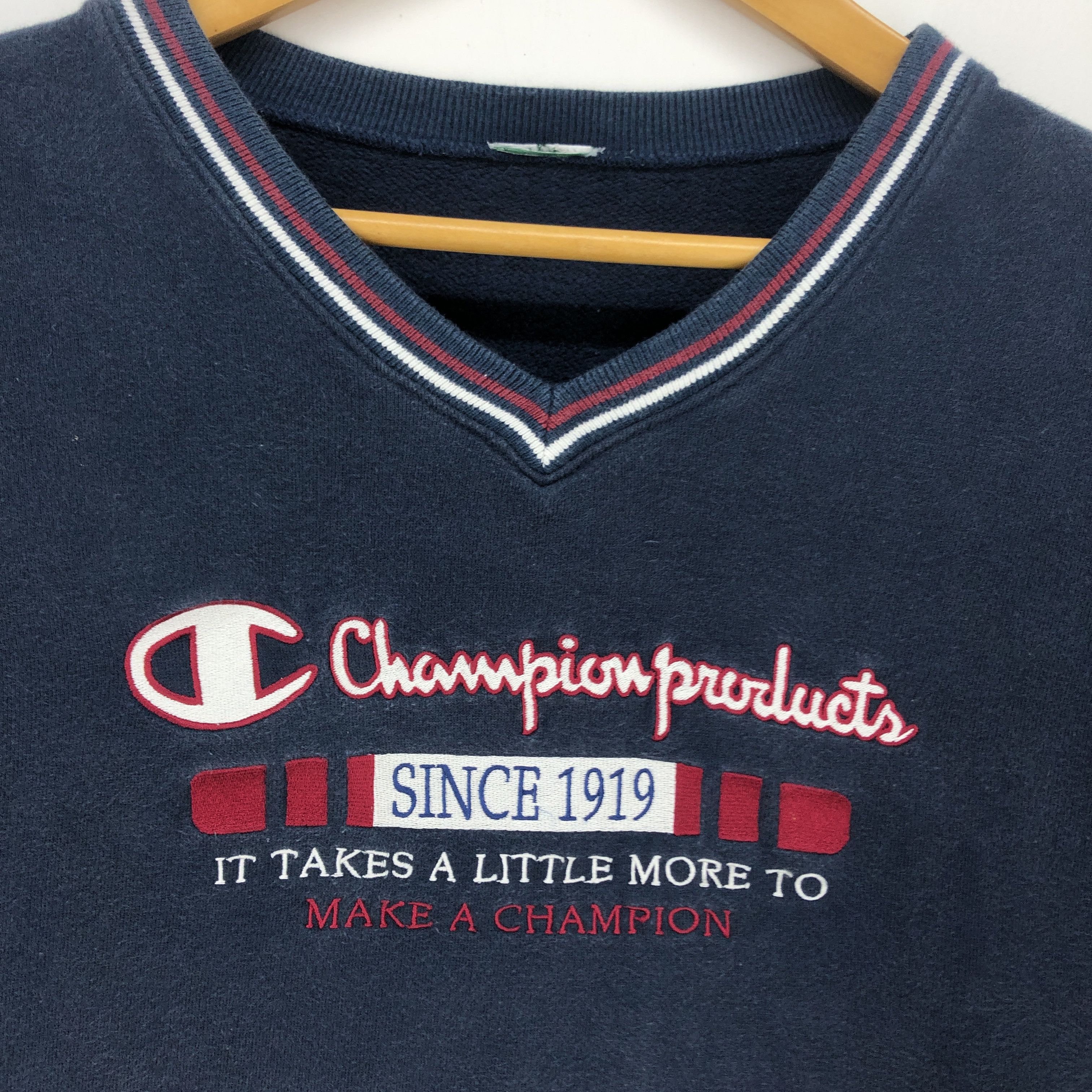 Champion CHAMPION PRODUCTS V Neck Sweatshirt Jumper #1183-41 Size US L / EU 52-54 / 3 - 2 Thumbnail