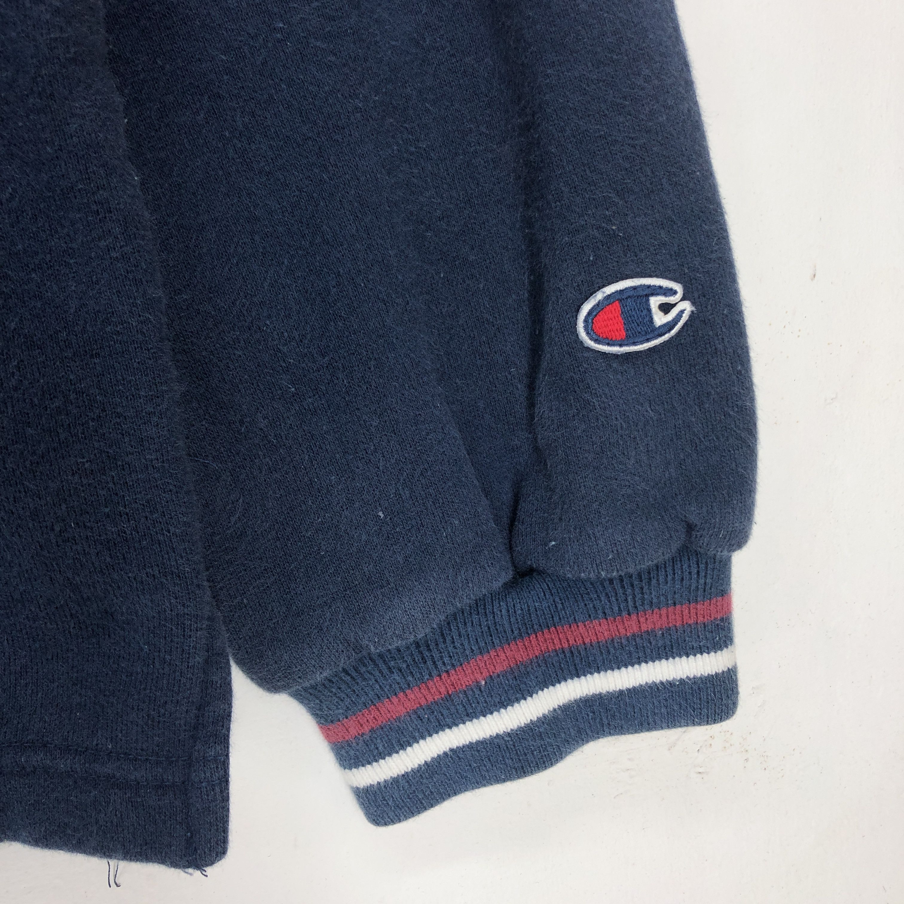 Champion CHAMPION PRODUCTS V Neck Sweatshirt Jumper #1183-41 Size US L / EU 52-54 / 3 - 3 Thumbnail