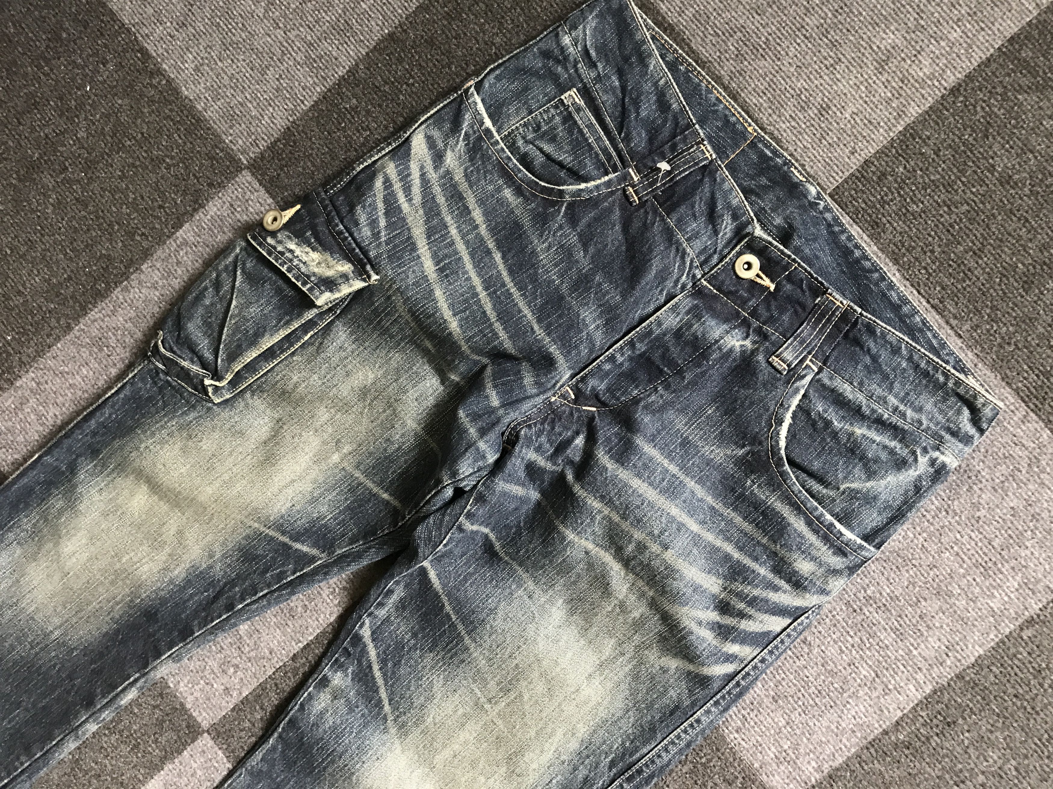 Japanese Brand CP243 Johnbull Distressed Half Cargo Jeans Size US 30 / EU 46 - 4 Thumbnail