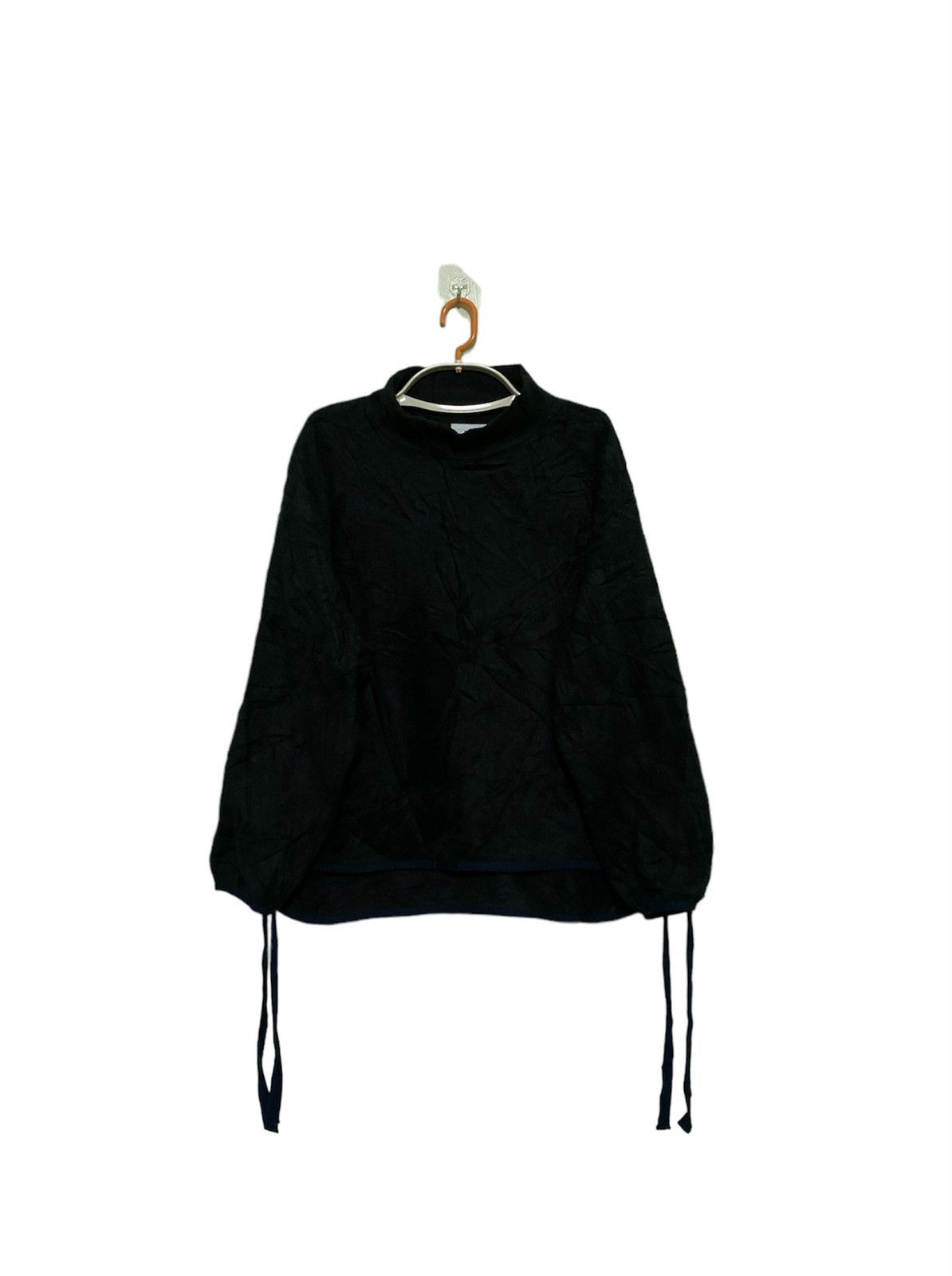 Black Uniqlo White Mountaineering pullover Fleece Sweater