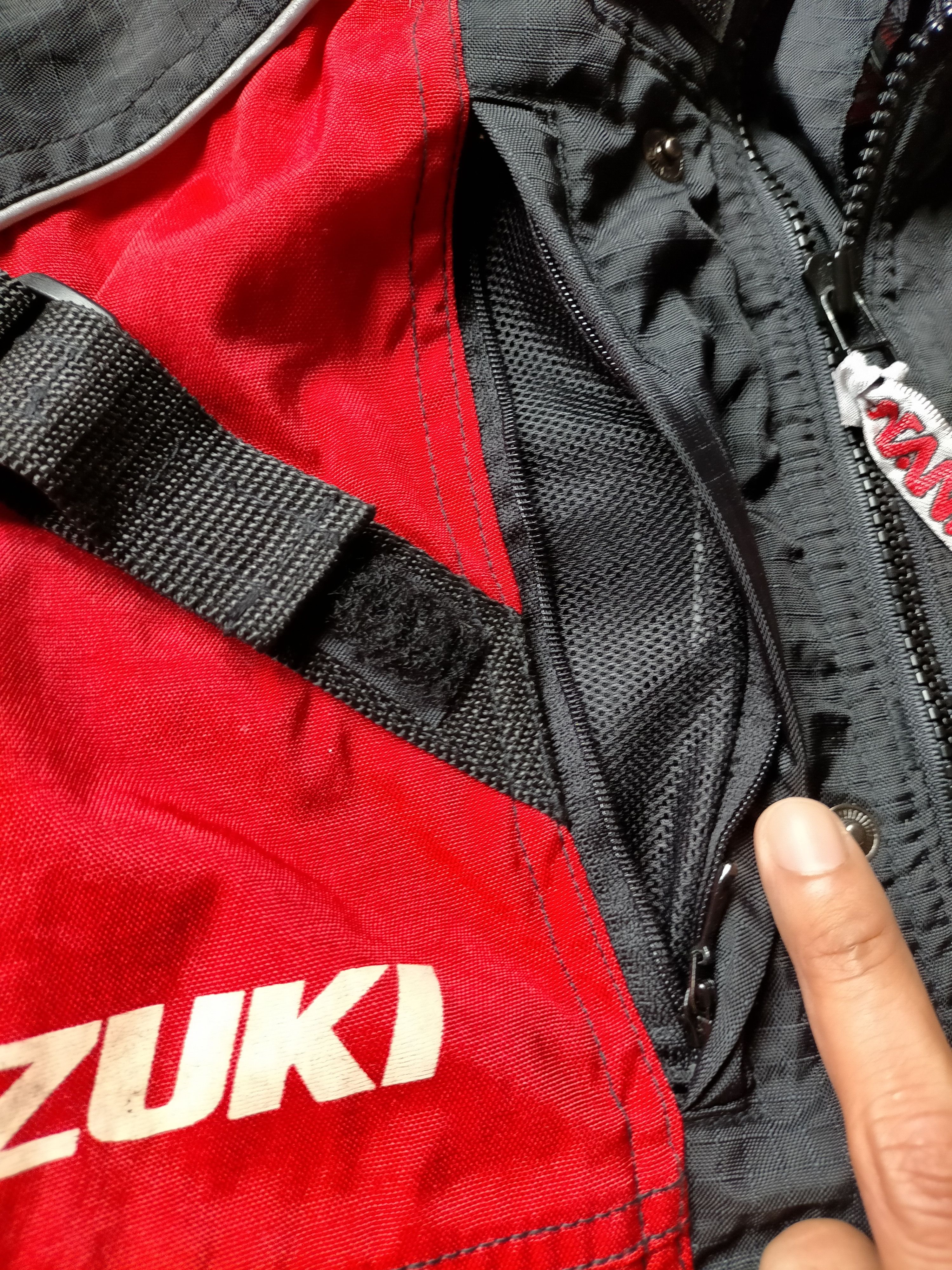 Vintage Vintage Nankai Racing Motorcycle Jacket With Suzuki Sticker Size US L / EU 52-54 / 3 - 15 Thumbnail