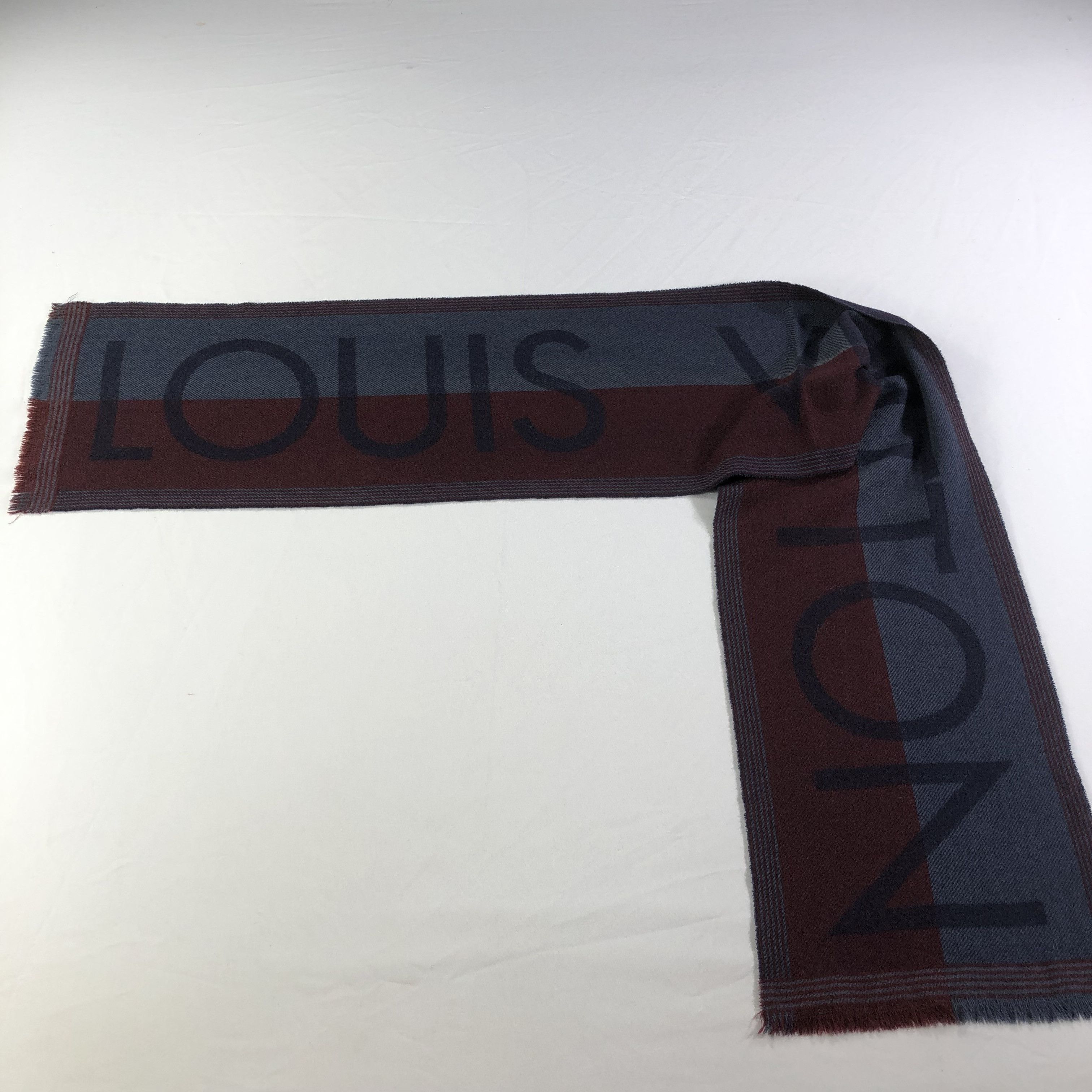 Louis Vuitton Louis Vuitton Merino Spell Out Scarf Muffler V1398 Size ONE SIZE - 1 Thumbnail