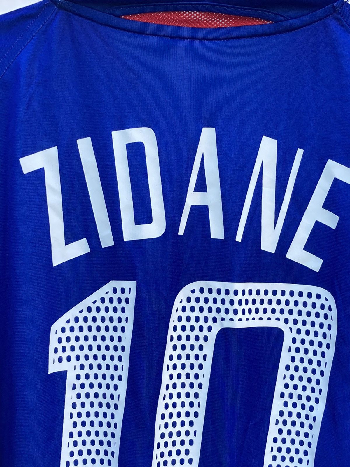 Adidas 2003 Vintage Adidas France Zidan home jersey Size US L / EU 52-54 / 3 - 8 Thumbnail