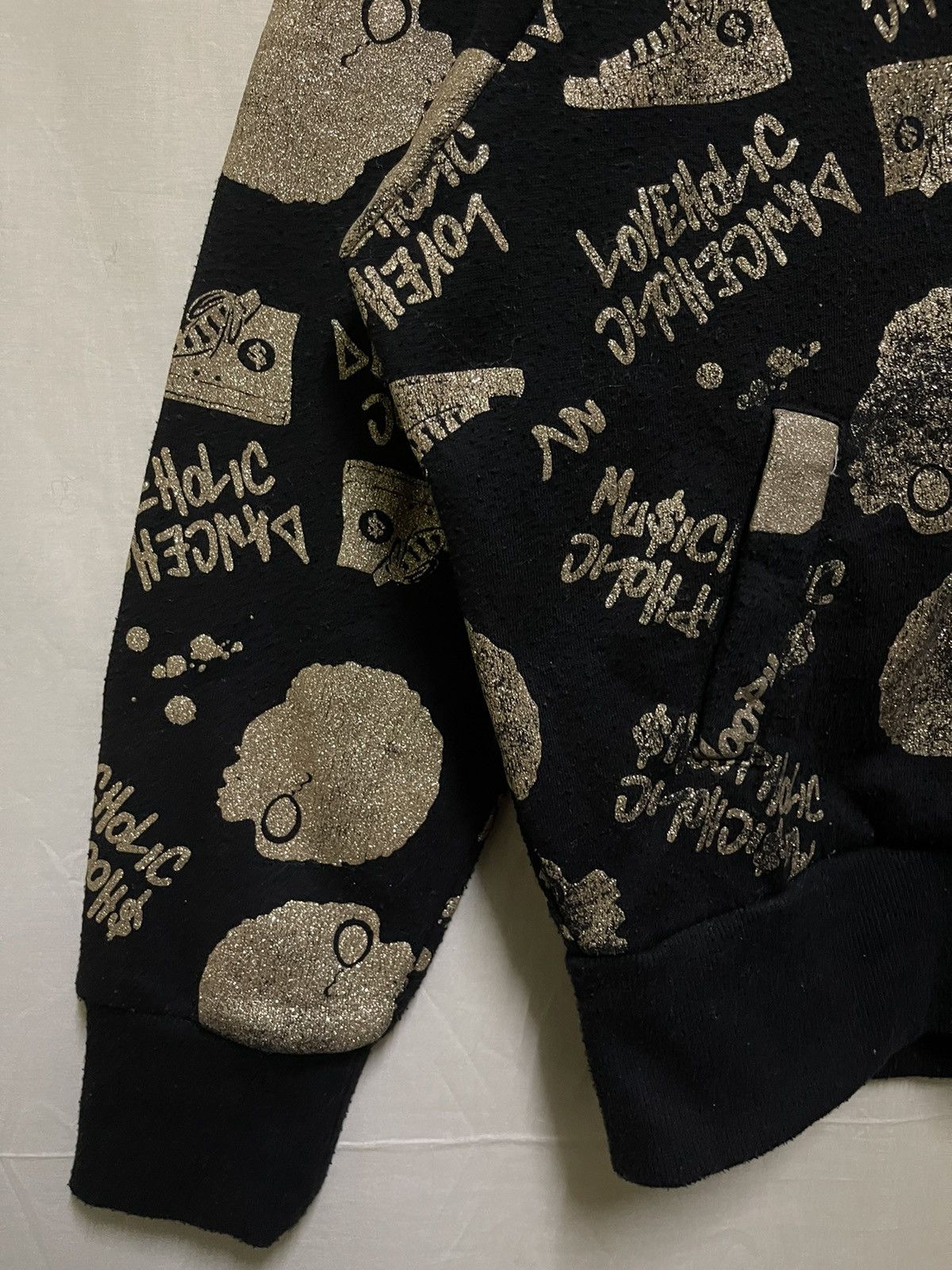 Japanese Brand × Other Baby Shoop Full Print Gold Zipper Hoodie Size US S / EU 44-46 / 1 - 3 Thumbnail