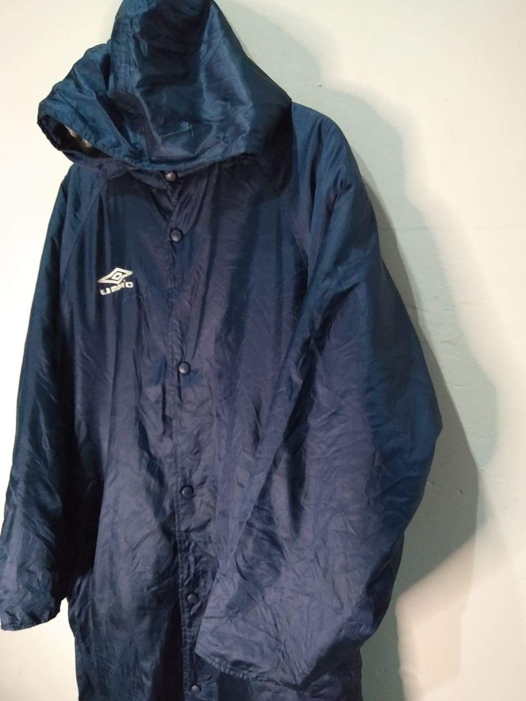 Umbro Vtg Umbro Big Logo Hooded Long Jackets Size US L / EU 52-54 / 3 - 5 Thumbnail