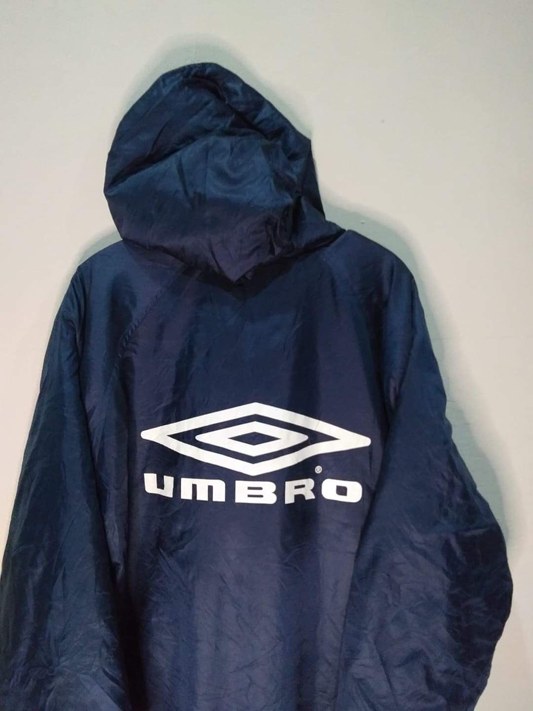 Umbro Vtg Umbro Big Logo Hooded Long Jackets Size US L / EU 52-54 / 3 - 1 Thumbnail