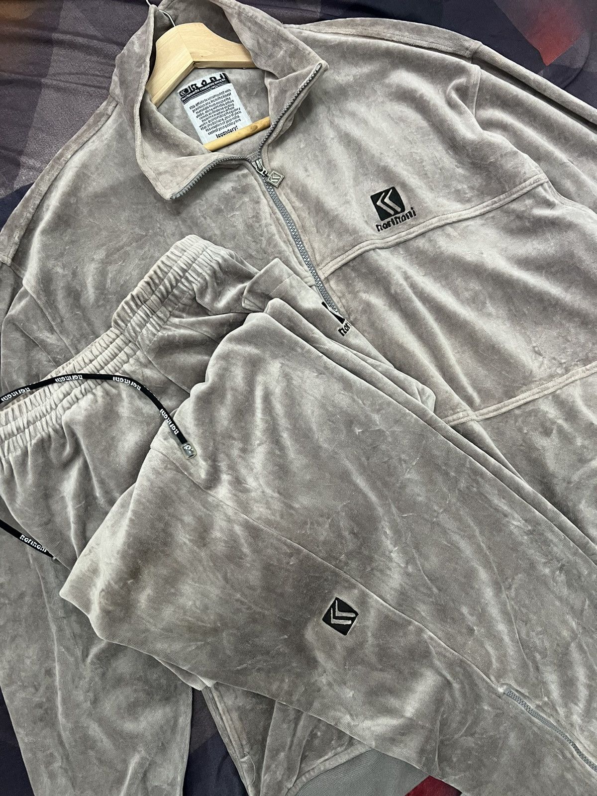 Karl Kani Karl Kani Works Cotton Tracksuits Size US XL / EU 56 / 4 - 2 Thumbnail