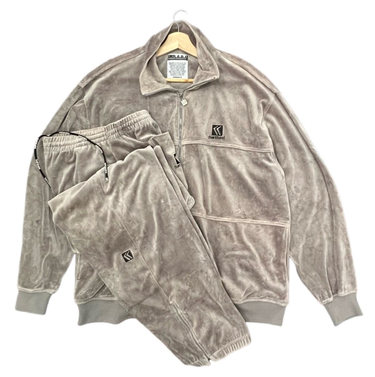 Karl Kani Karl Kani Works Cotton Tracksuits Size US XL / EU 56 / 4 - 1 Thumbnail