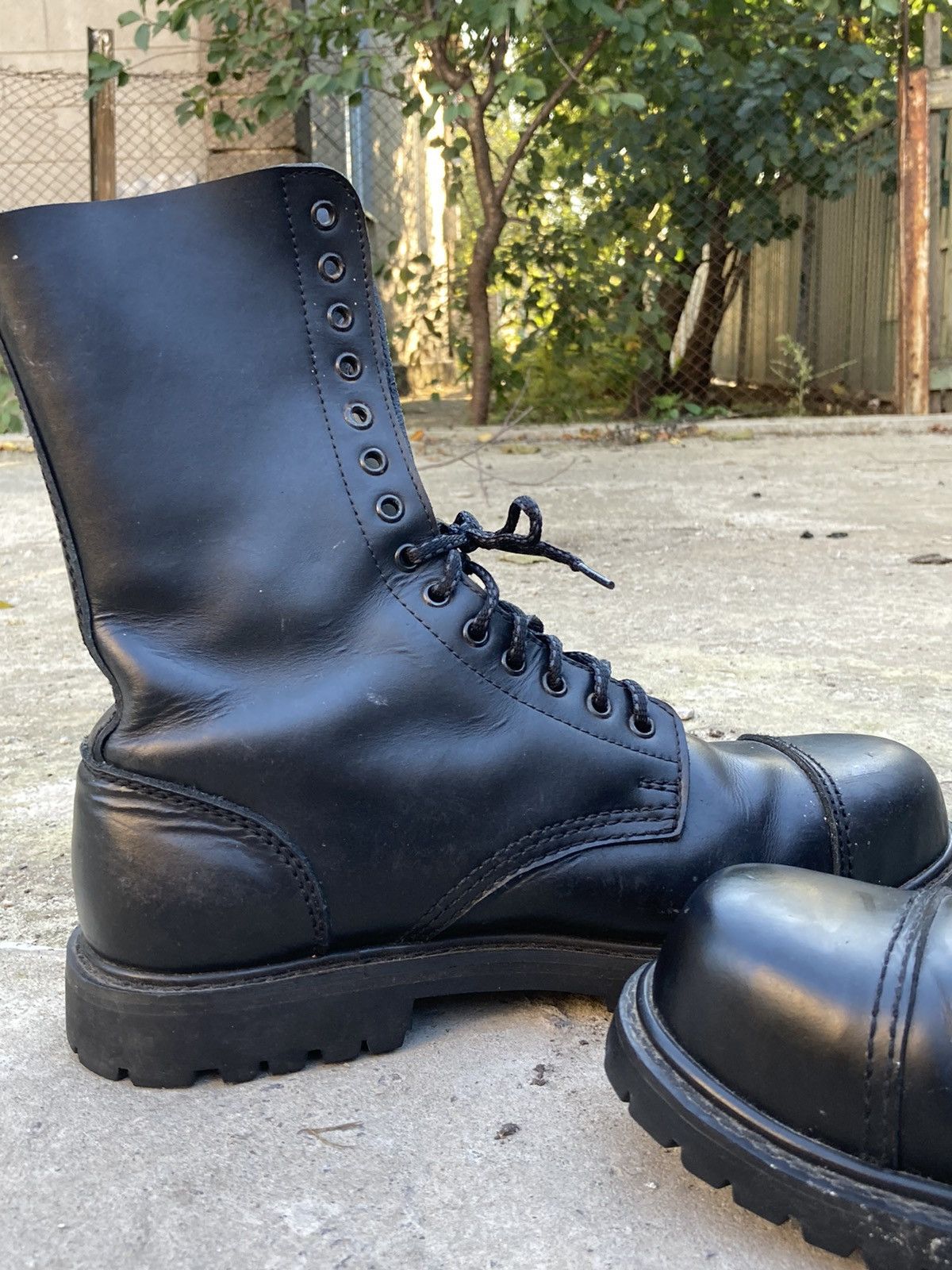 Undercover × Vintage Vintage Undercover black leather England boots shoes Size US 13 / EU 46 - 4 Thumbnail