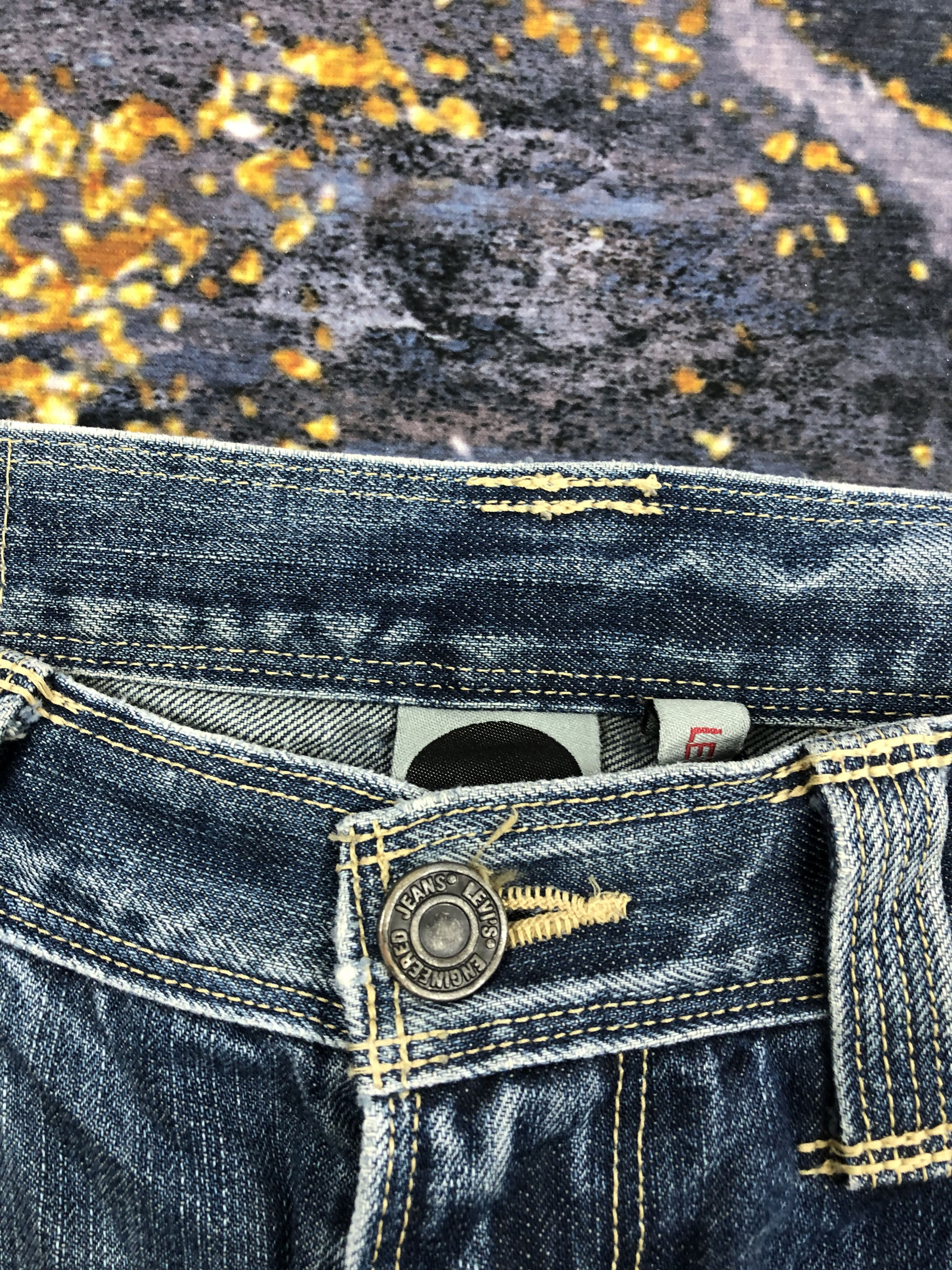 Levi's Vintage Levis Engineered Distressed Blue Jeans DPP0123 Size US 31 - 8 Thumbnail
