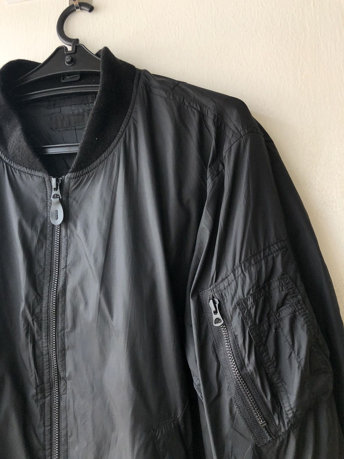 Uniqlo Japanese Brand Uniqlo Bomber Jacket Size US L / EU 52-54 / 3 - 4 Thumbnail