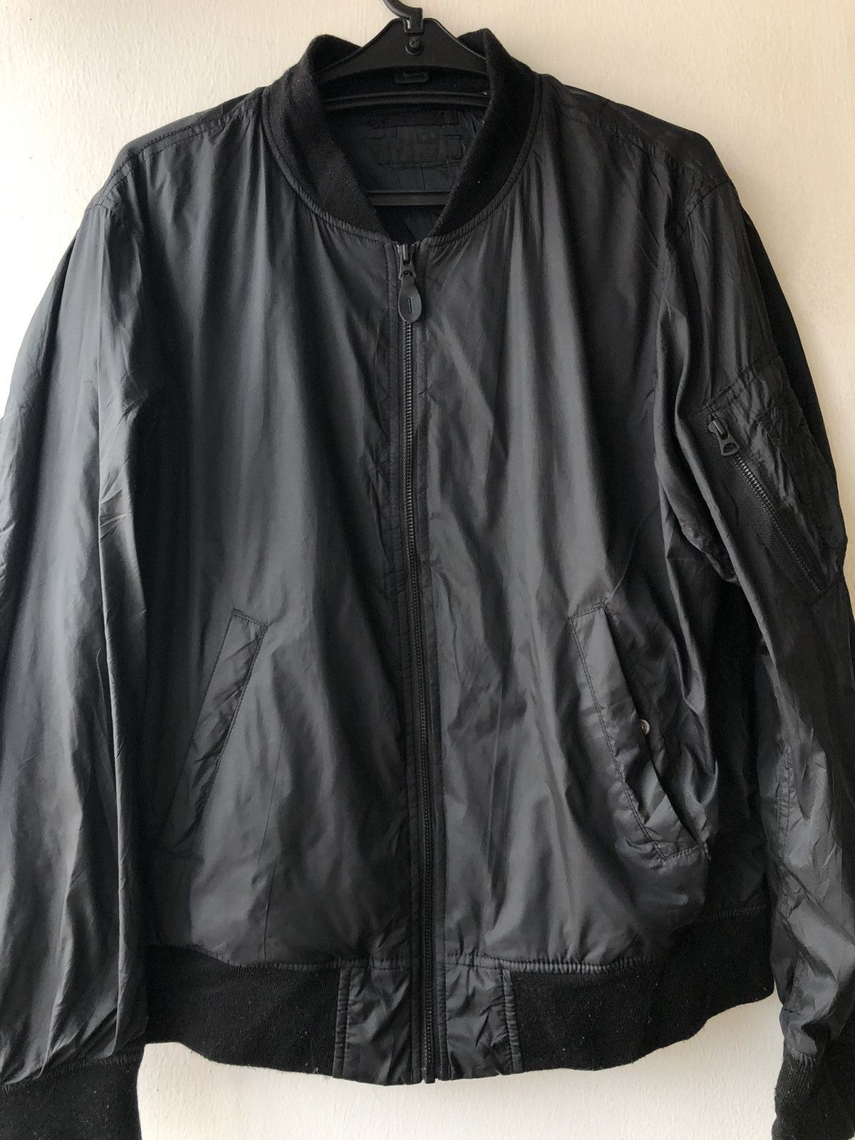 Uniqlo Japanese Brand Uniqlo Bomber Jacket Size US L / EU 52-54 / 3 - 5 Thumbnail