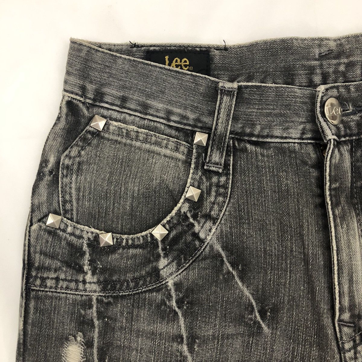 Lee Lee punk style emrodery skull crossguns 🔥 Size US 31 - 4 Thumbnail
