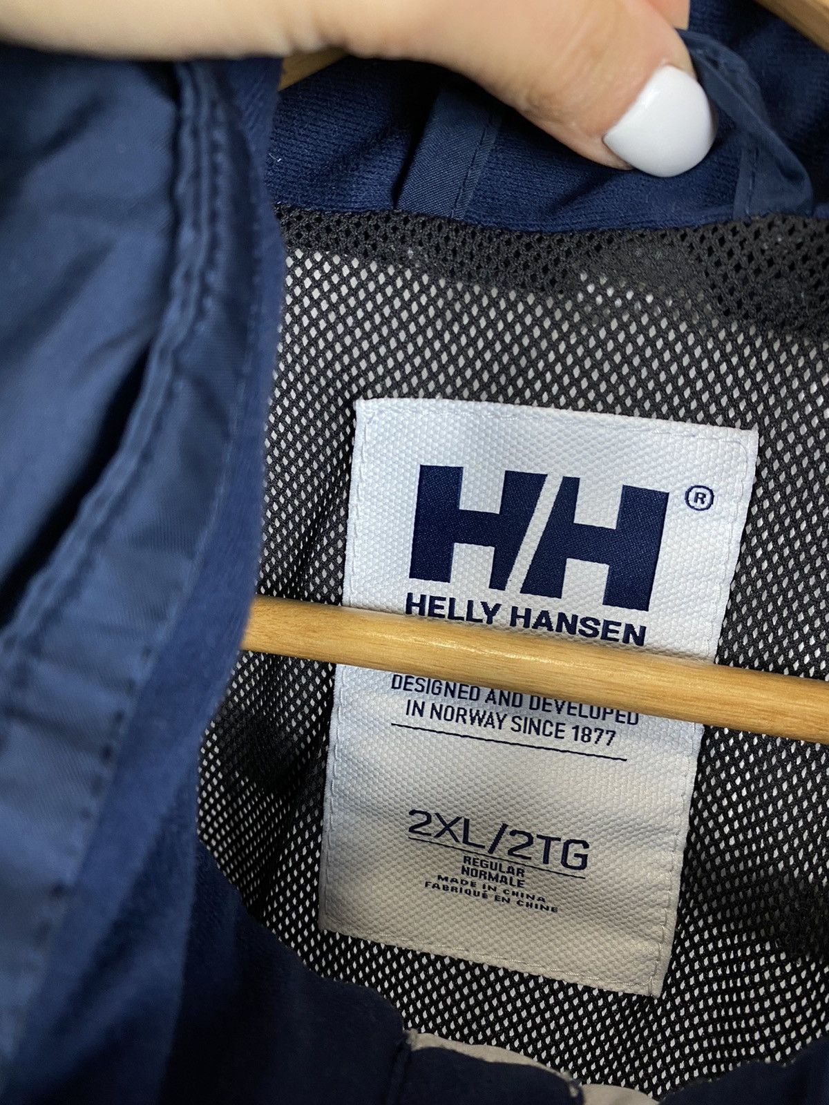 Helly Hansen Helly Hansen jacket oudoor streetwear size 2XL Size US XXL / EU 58 / 5 - 5 Thumbnail