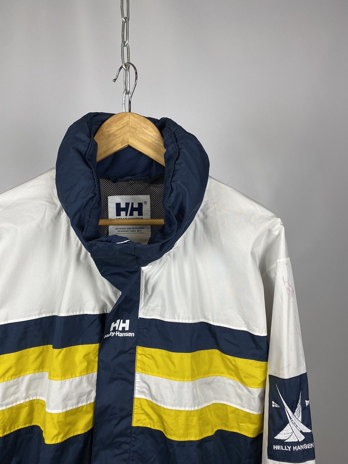Helly Hansen Helly Hansen jacket oudoor streetwear size 2XL Size US XXL / EU 58 / 5 - 2 Thumbnail