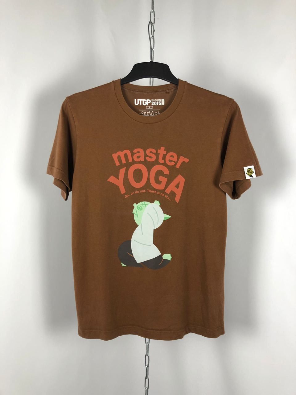 Uniqlo Uniqlo Star Wars big logo T-shirts size M Size US M / EU 48-50 / 2 - 1 Thumbnail