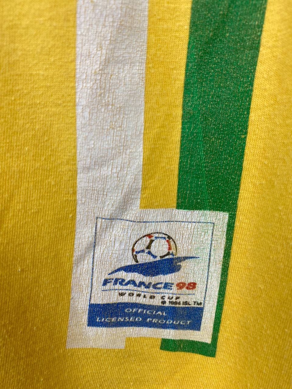 Vintage Brazil football vintage streetwear T-shirt yellow size L Size US L / EU 52-54 / 3 - 3 Thumbnail