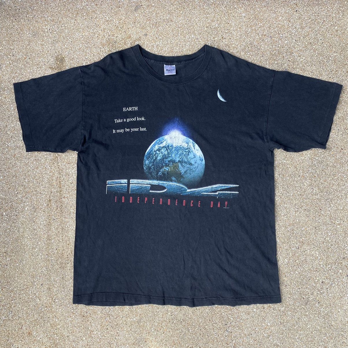image of Vintage 90's Id4 Independent Day T-Shirt in Faded Black, Men's (Size XL)
