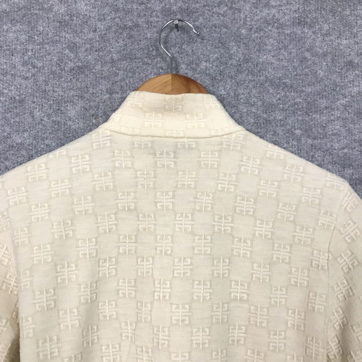 Givenchy GIVENCHY MONOGRAM LOGO ZIPPIER JACKET JAPAN GIVENCHY Size L / US 10 / IT 46 - 6 Thumbnail