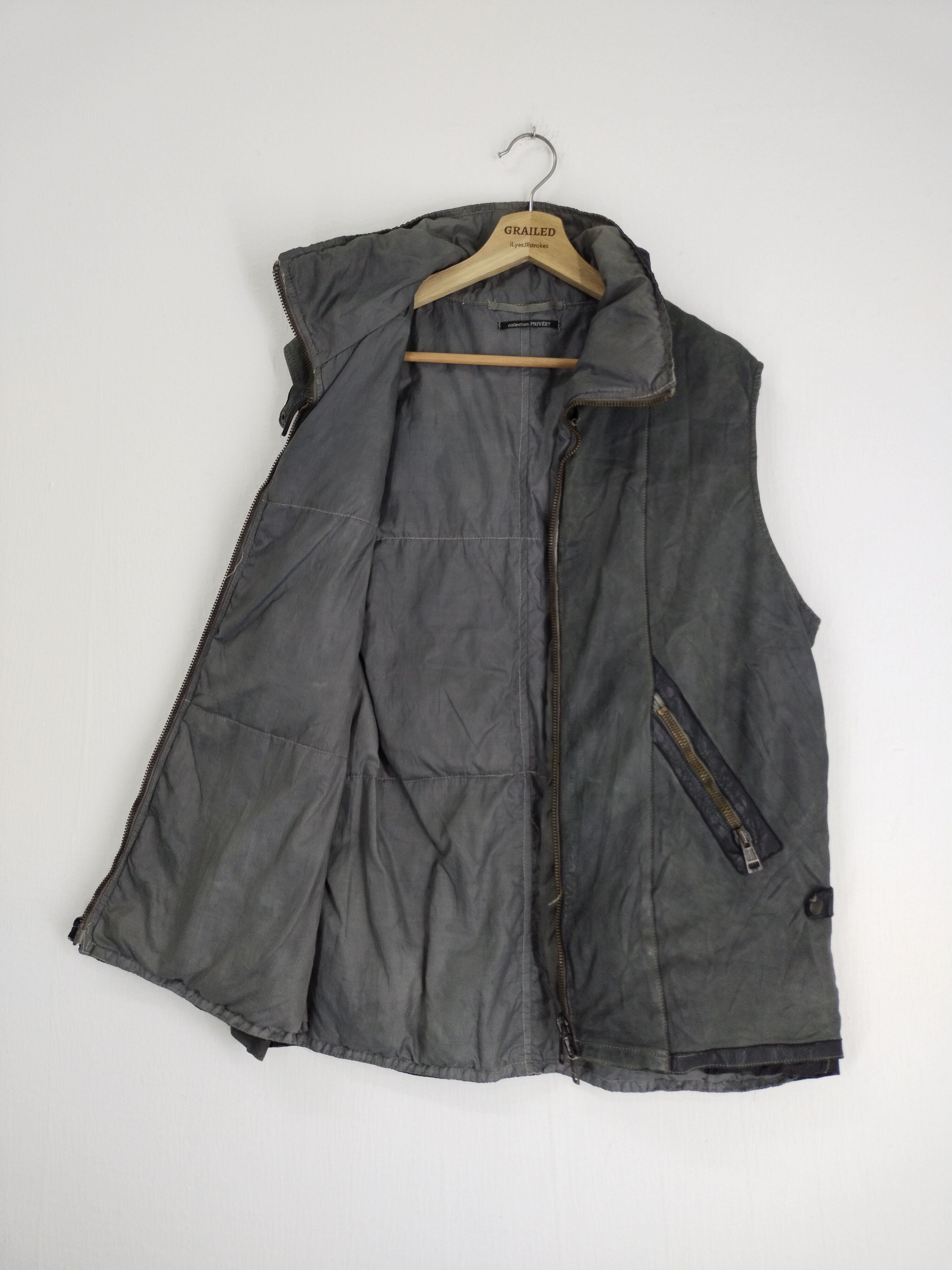 Armani Prive VINTAGE COLLECTION PRIVEE VEST SEDITIONARIES DESIGN Size US M / EU 48-50 / 2 - 8 Thumbnail