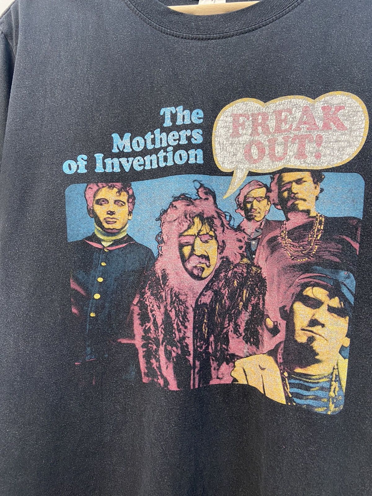 Band Tees Vintage Freak Out Size US L / EU 52-54 / 3 - 7 Thumbnail
