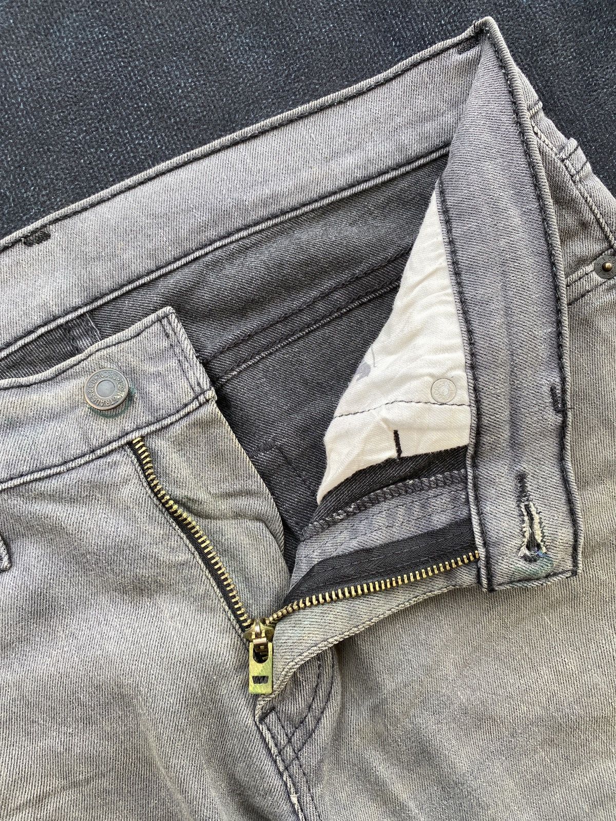 Jean × Levi's × Vintage VINTAGE LEVIS 511 JEANS FADED GREY -J430 Size US 32 / EU 48 - 5 Thumbnail