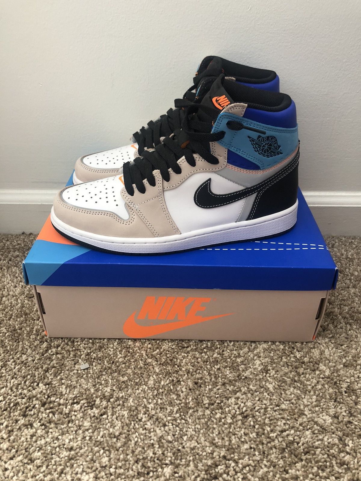 Jordan Brand × Nike Jordan 1 High Prototype Size US 8.5 / EU 41-42 - 3 Thumbnail