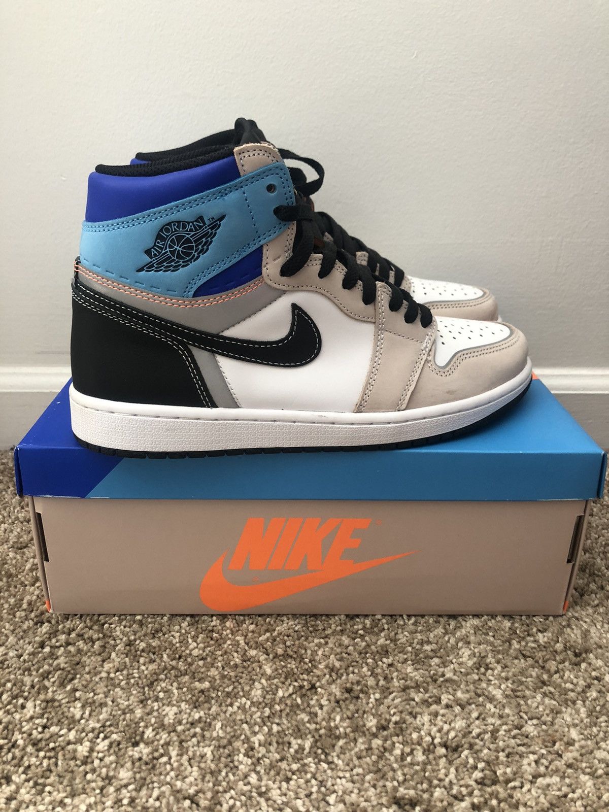 Jordan Brand × Nike Jordan 1 High Prototype Size US 8.5 / EU 41-42 - 1 Thumbnail