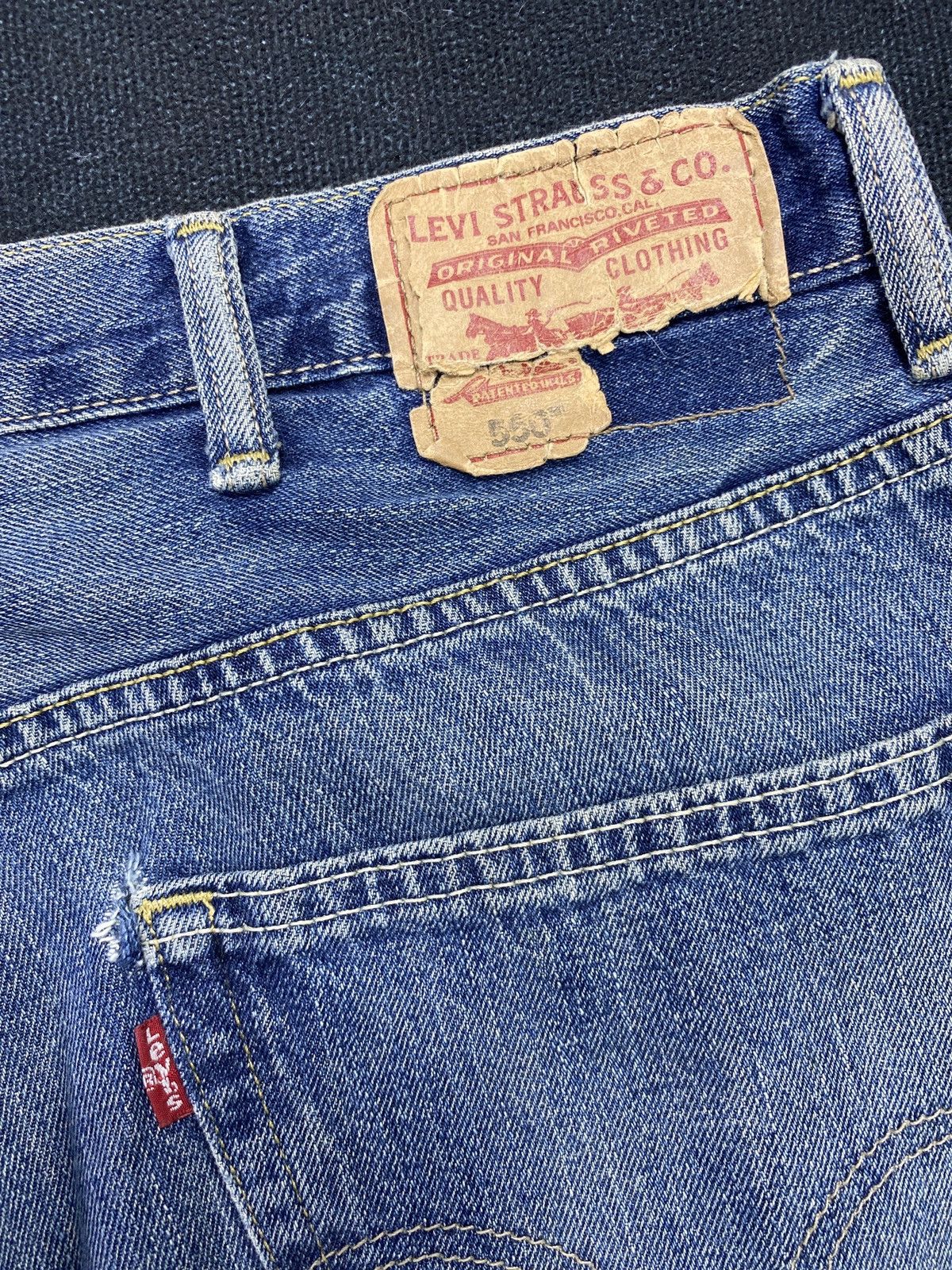 Jean × Levi's × Vintage VINTAGE LEVIS 550 JEANS BLUE WASH -J436 Size US 38 / EU 54 - 12 Thumbnail