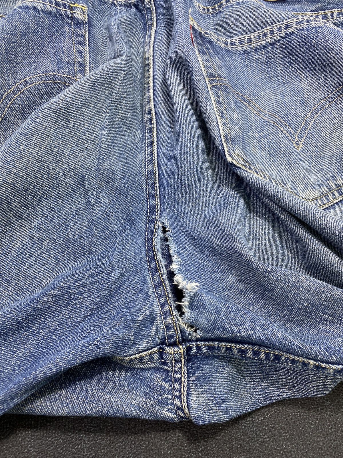 Jean × Levi's × Vintage VINTAGE LEVIS 550 JEANS BLUE WASH -J436 Size US 38 / EU 54 - 11 Thumbnail