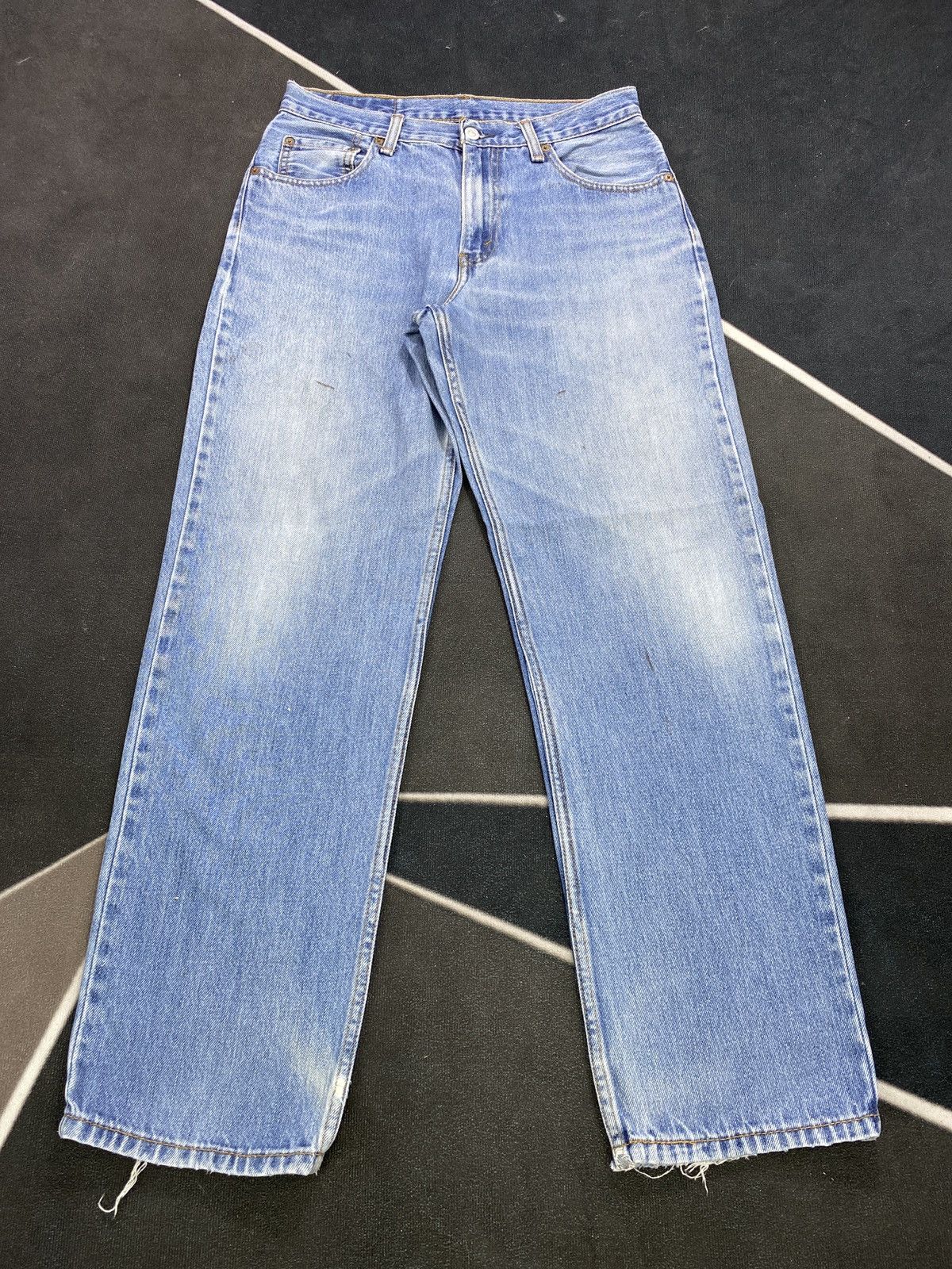 Jean × Levi's × Vintage VINTAGE LEVIS 550 JEANS BLUE WASH -J437 Size US 31 - 2 Thumbnail