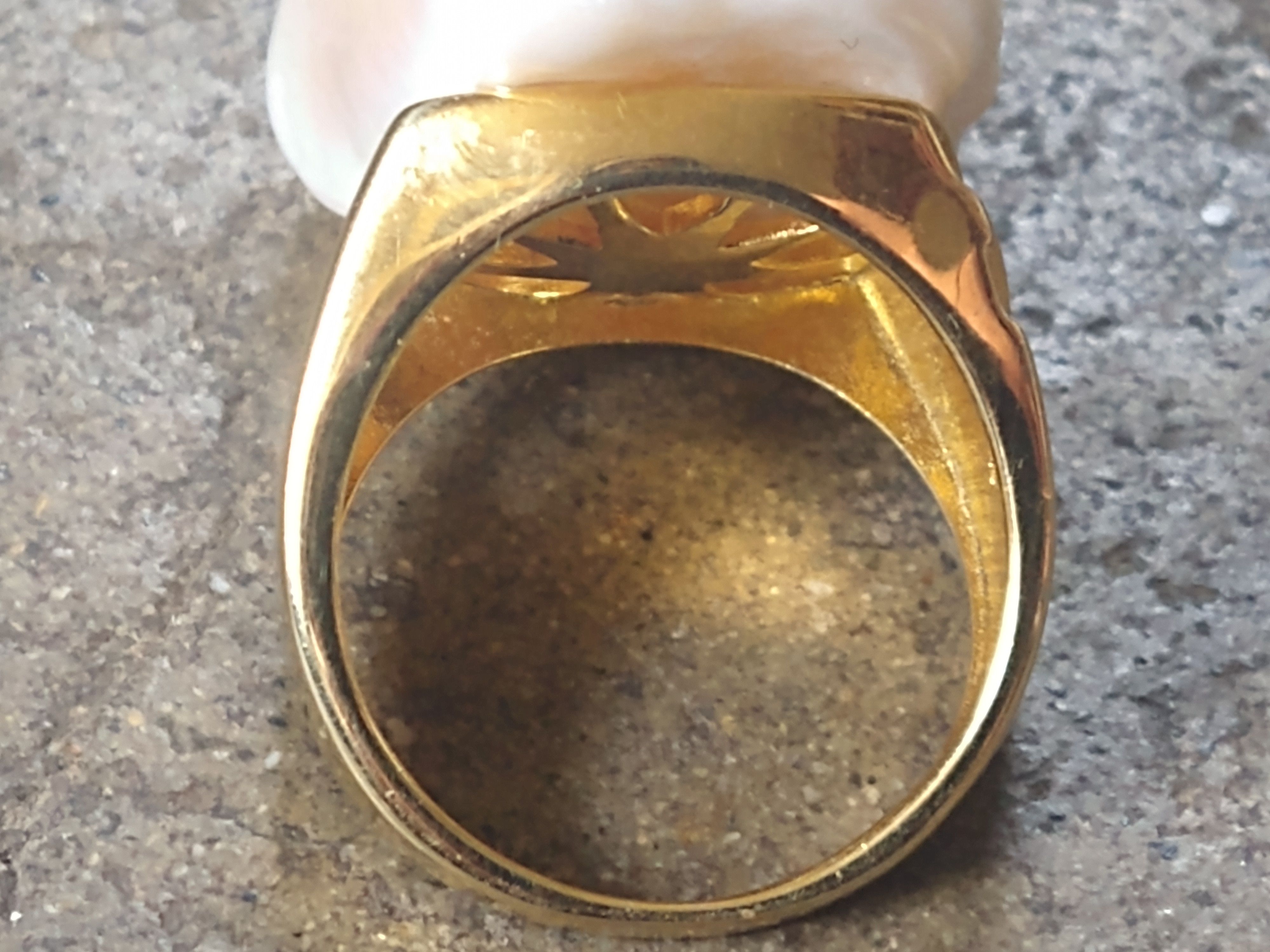 Jewelry × Sterling Silver Sterling Silver Ring Size 8.25 Baroque Pearl Modern Gold Size ONE SIZE - 9 Thumbnail
