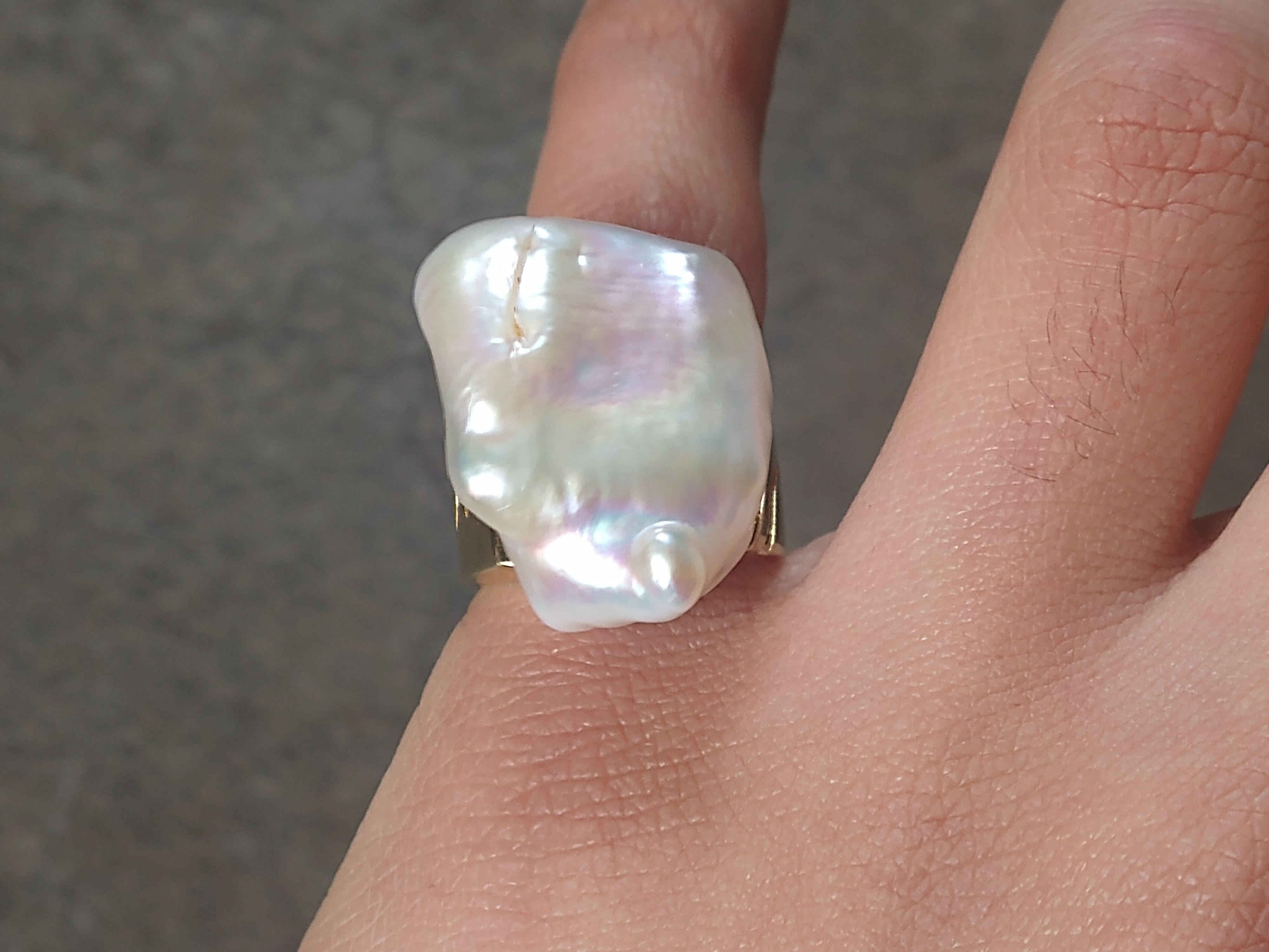 Jewelry × Sterling Silver Sterling Silver Ring Size 8.25 Baroque Pearl Modern Gold Size ONE SIZE - 13 Thumbnail