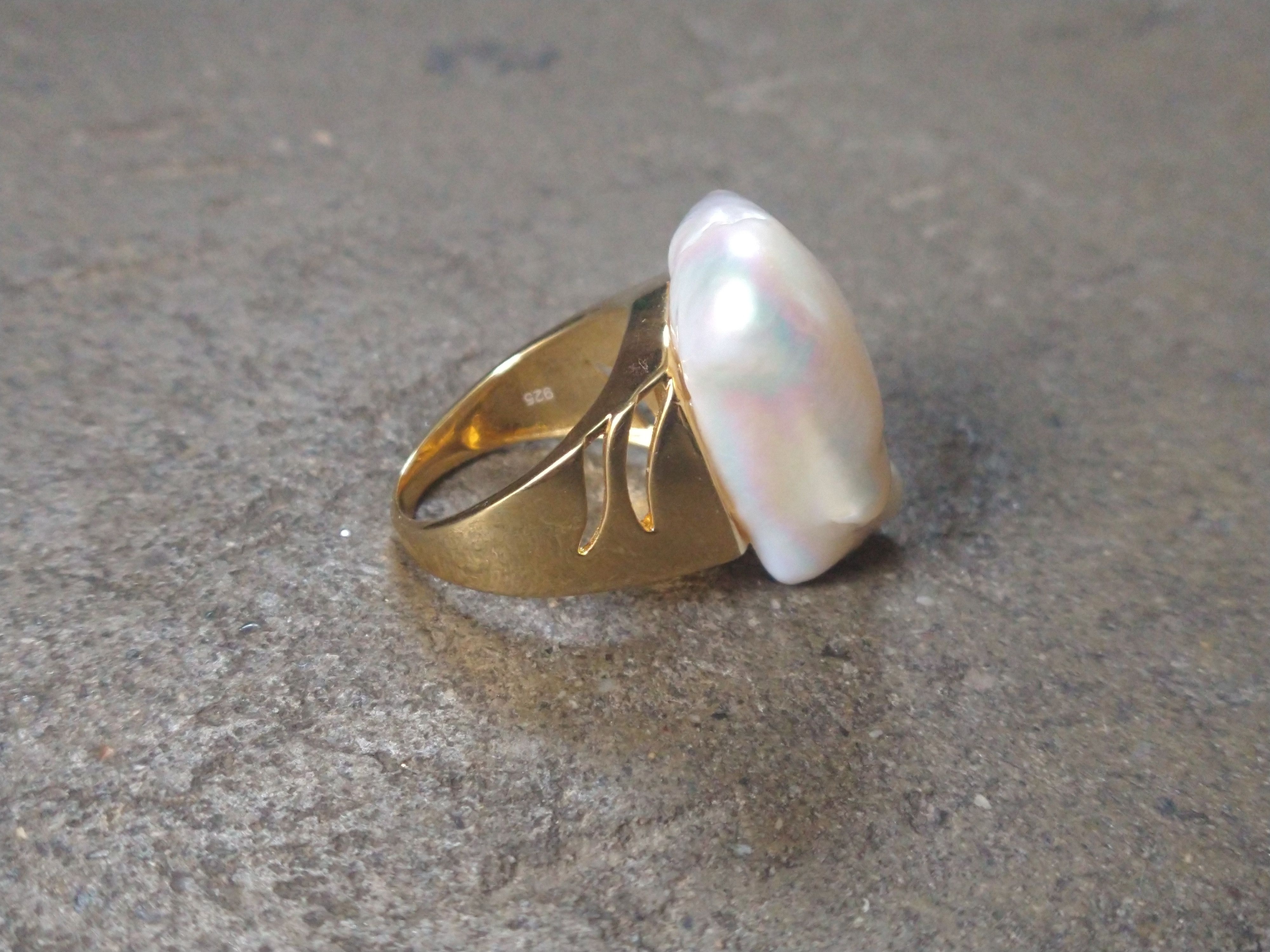 Jewelry × Sterling Silver Sterling Silver Ring Size 8.25 Baroque Pearl Modern Gold Size ONE SIZE - 6 Thumbnail