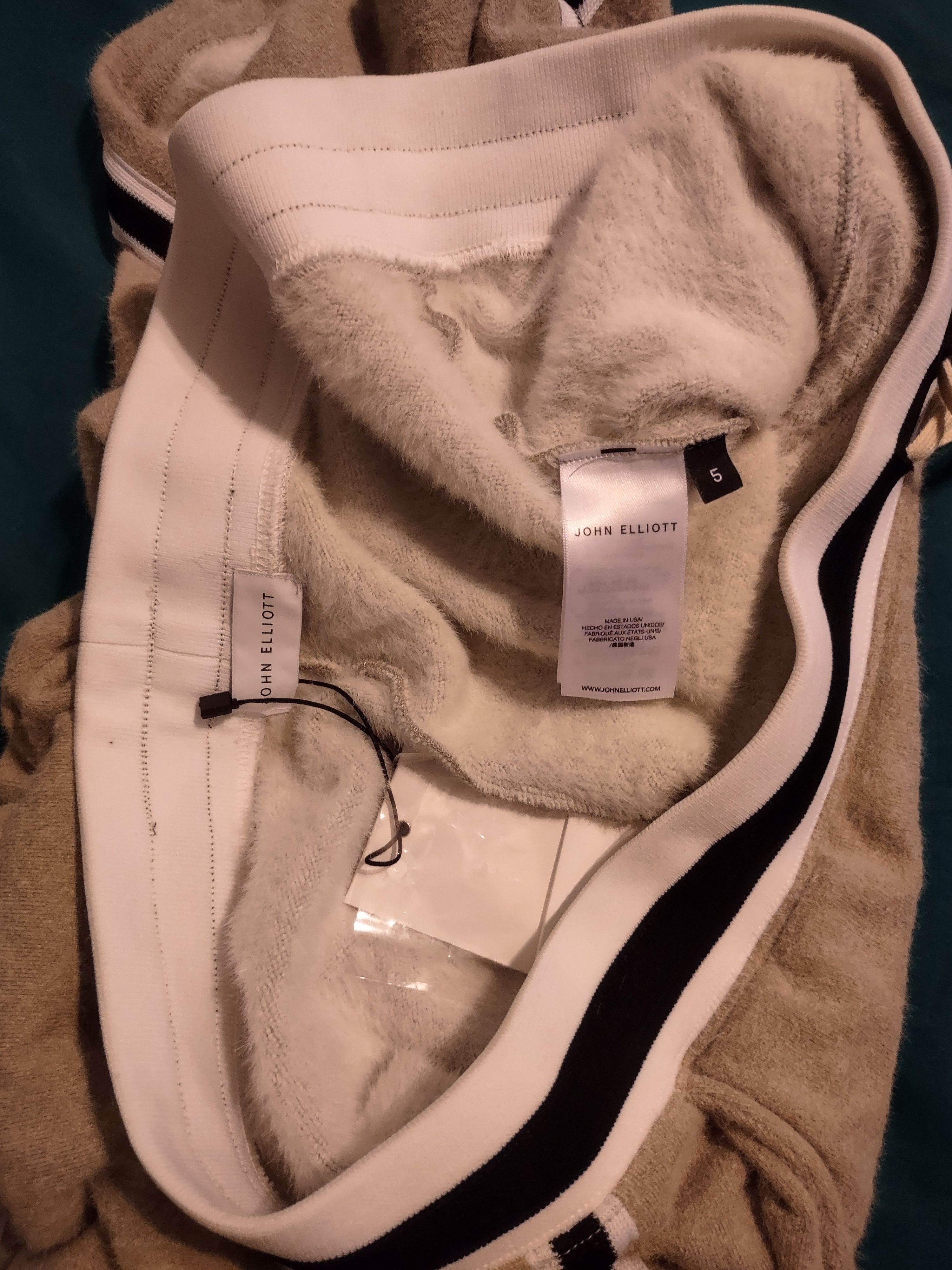 John Elliott FUR TERRY GAME SHORTS Size US 36 / EU 52 - 13 Thumbnail