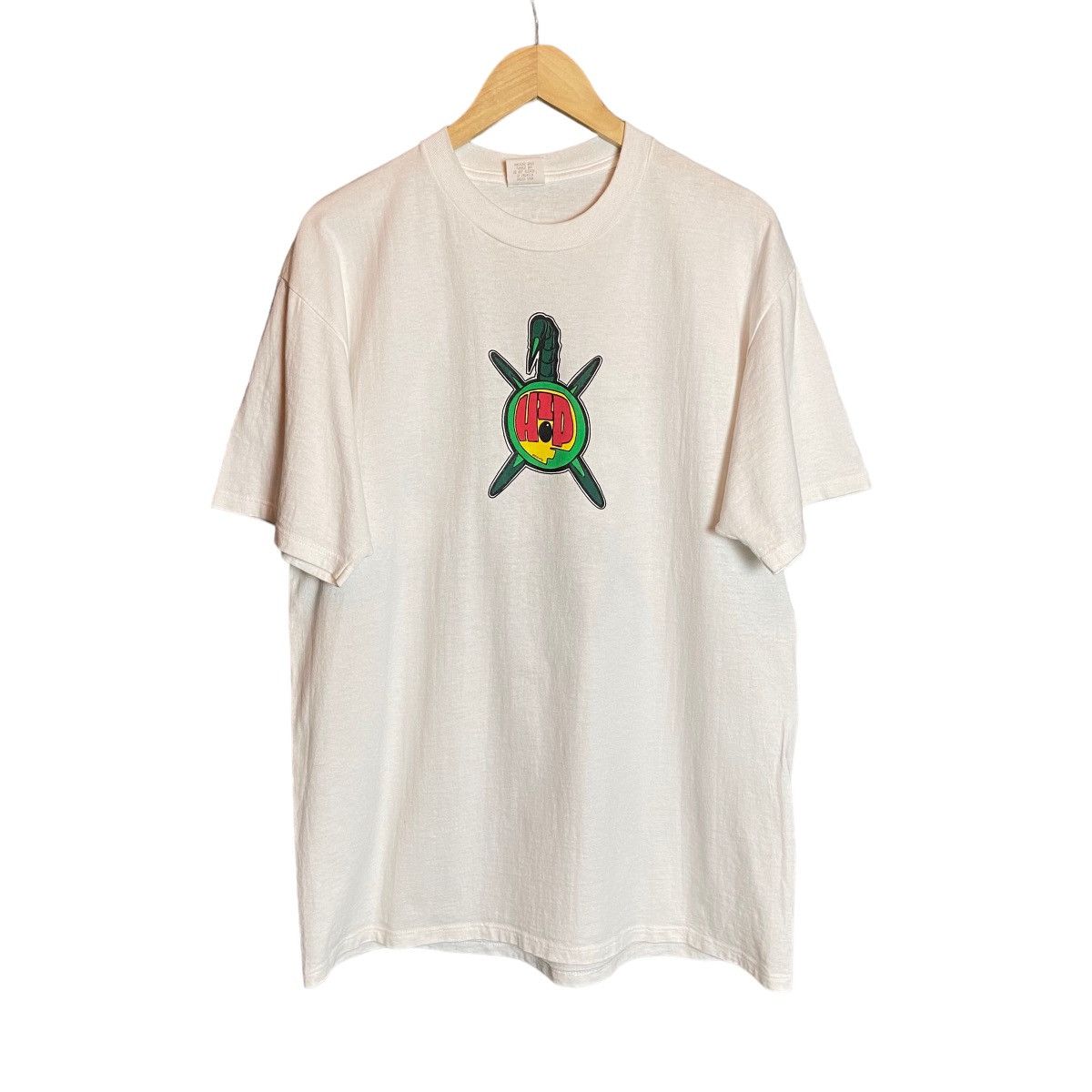 Band Tees Vintage 90s Scorpion Monster Hiphop DJ USA Graphic T-Shirt Size US XL / EU 56 / 4 - 2 Thumbnail