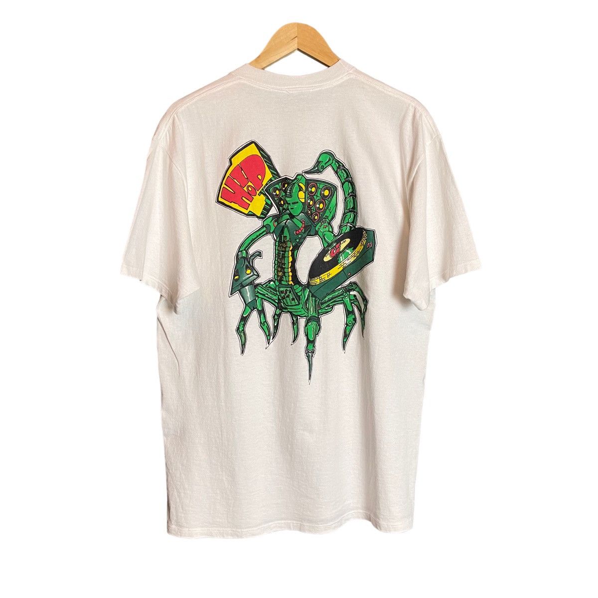 Band Tees Vintage 90s Scorpion Monster Hiphop DJ USA Graphic T-Shirt Size US XL / EU 56 / 4 - 1 Thumbnail