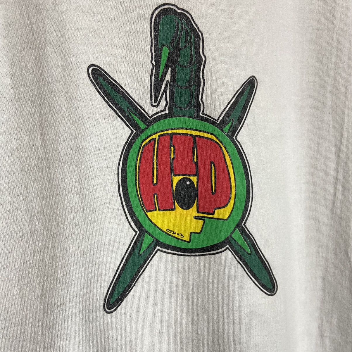 Band Tees Vintage 90s Scorpion Monster Hiphop DJ USA Graphic T-Shirt Size US XL / EU 56 / 4 - 4 Thumbnail