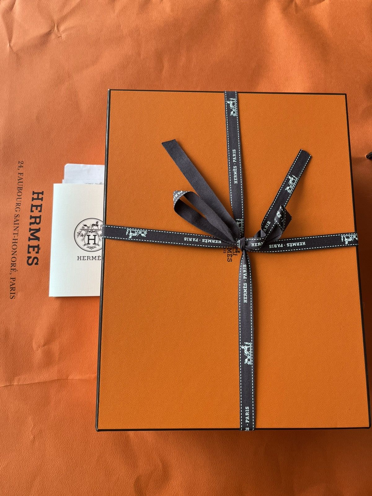 Hermes Classic Brand New Hermes H Logo Mosaique Two Sets Size ONE SIZE - 17 Thumbnail