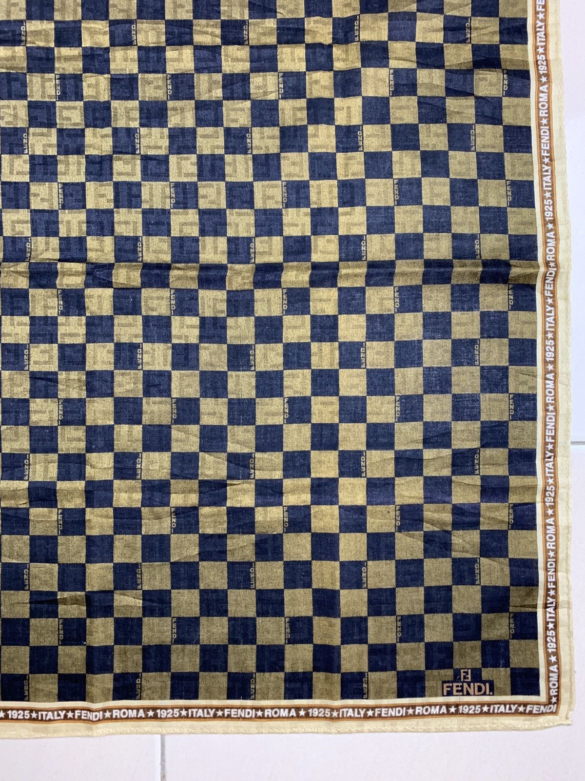 Designer Fendi Vintage Handkerchief Pocketsquares Size ONE SIZE - 4 Thumbnail