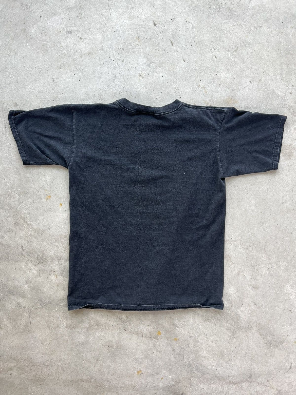 Nike × Vintage Vintage 90’s Nike Faded Black Solid Rock Center Swoosh Tee Size US M / EU 48-50 / 2 - 3 Thumbnail