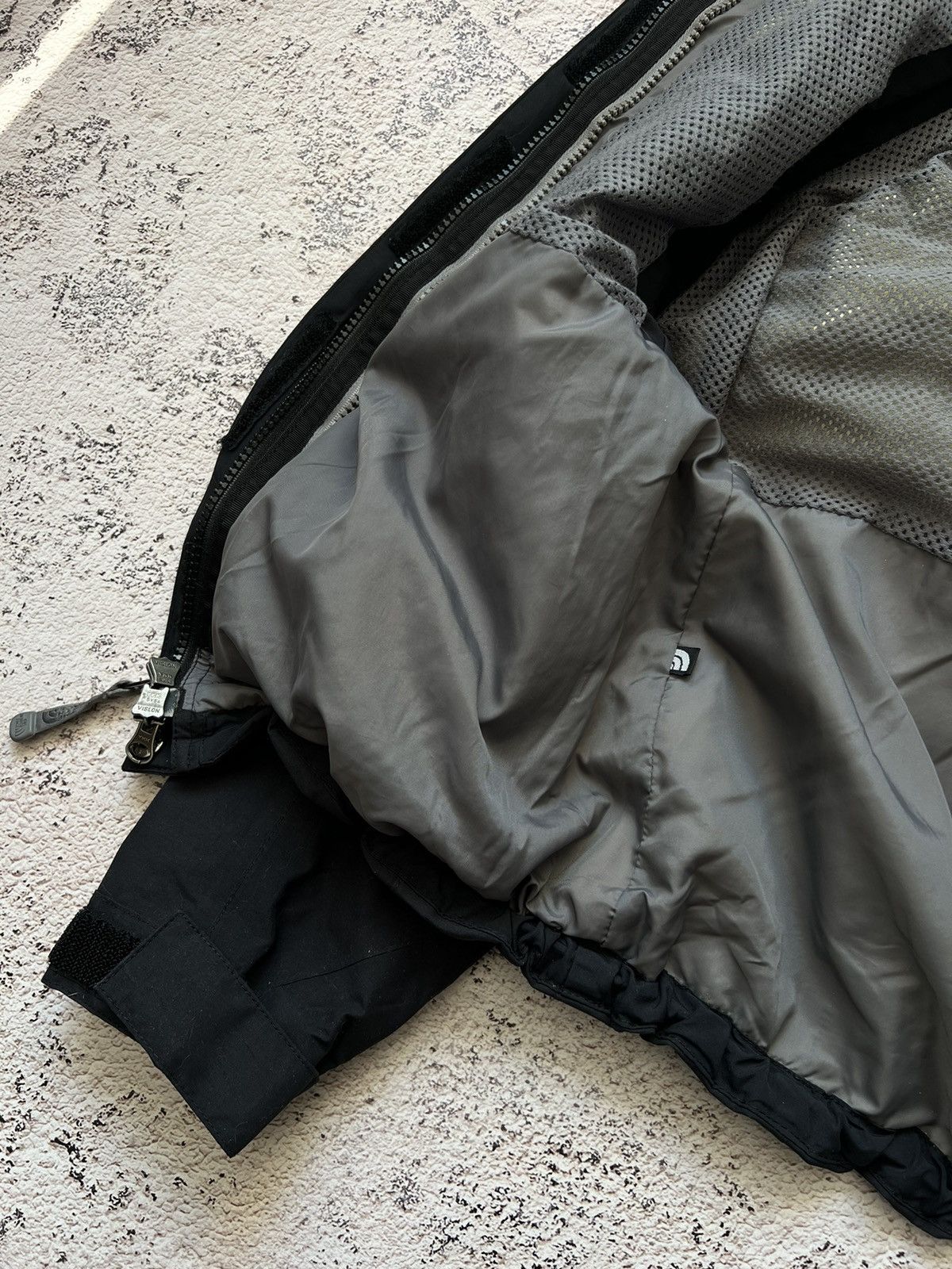 The North Face × Vintage Y2K Women's The North Face Gore-tex Black Jacket Size S / US 4 / IT 40 - 8 Thumbnail