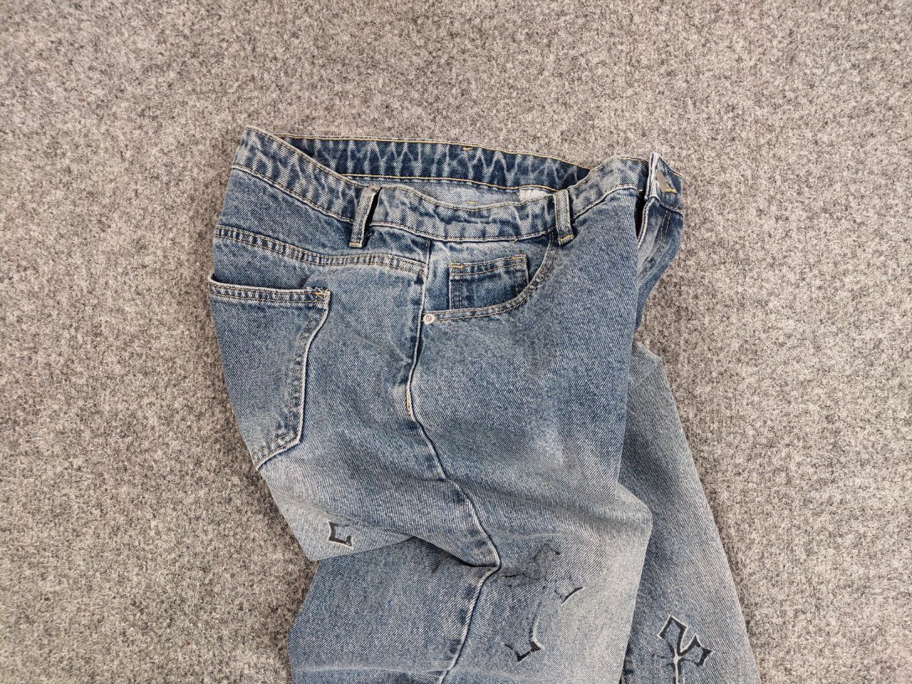 Handmade Vintage Custom Chrome Hearts Print Handmade Denim Jeans Size 28" / US 6 / IT 42 - 18 Thumbnail