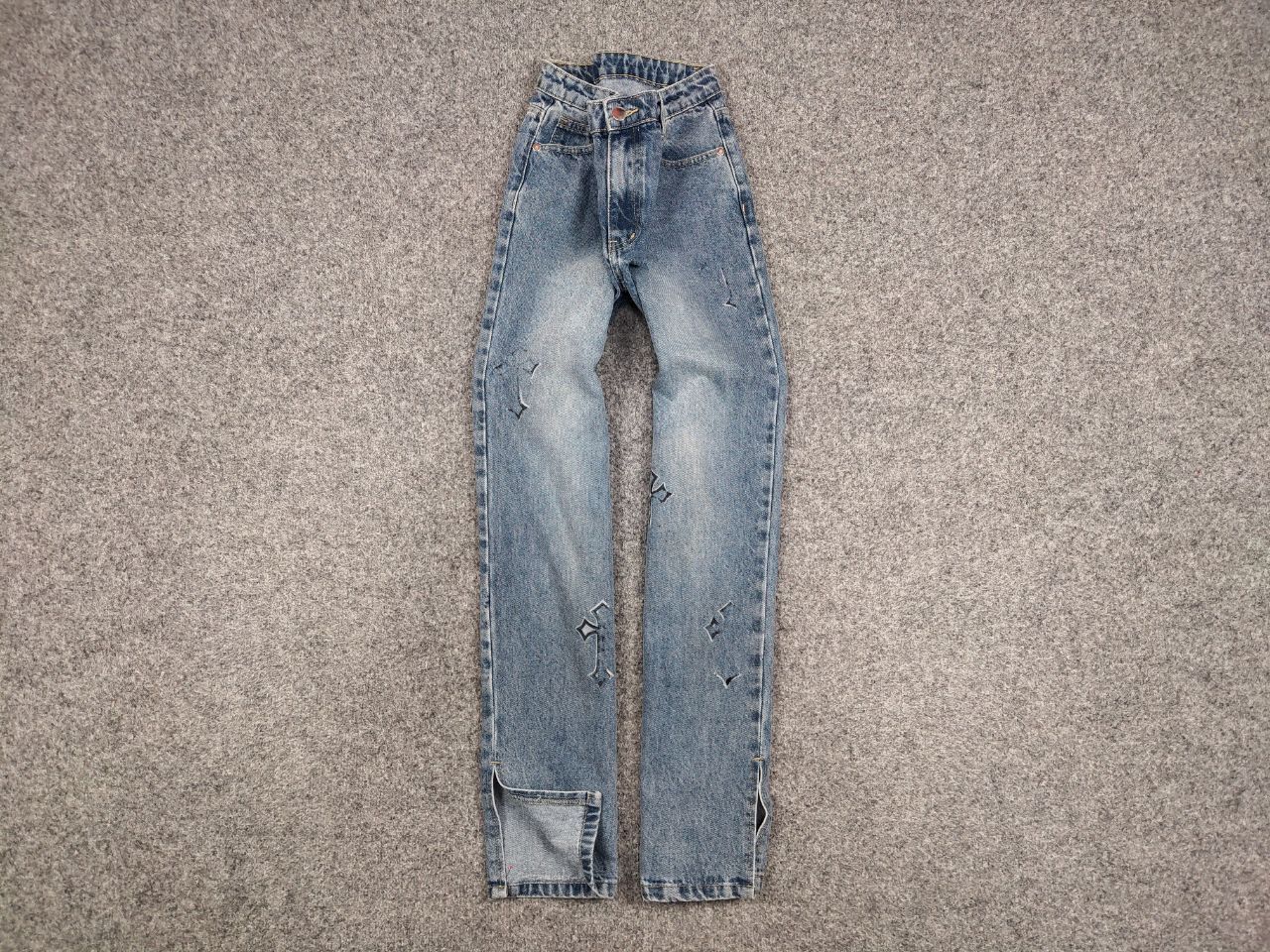 Handmade Vintage Custom Chrome Hearts Print Handmade Denim Jeans Size 28" / US 6 / IT 42 - 1 Thumbnail