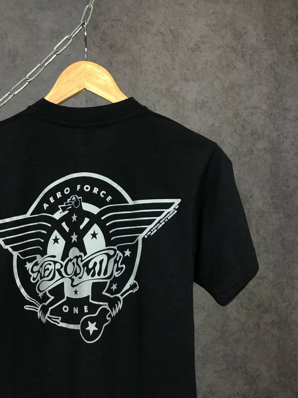 Aerosmith Aerosmith 1989 American vintage overprinted rock band tee Size US M / EU 48-50 / 2 - 6 Thumbnail