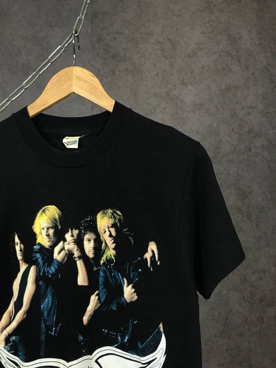 Aerosmith Aerosmith 1989 American vintage overprinted rock band tee Size US M / EU 48-50 / 2 - 3 Thumbnail