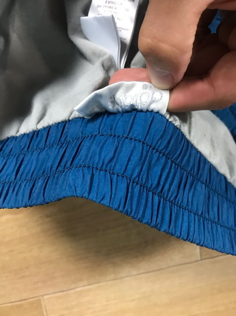 Adidas Adidas vintage streetwear nylon blue sweatpants Size US 34 / EU 50 - 8 Thumbnail