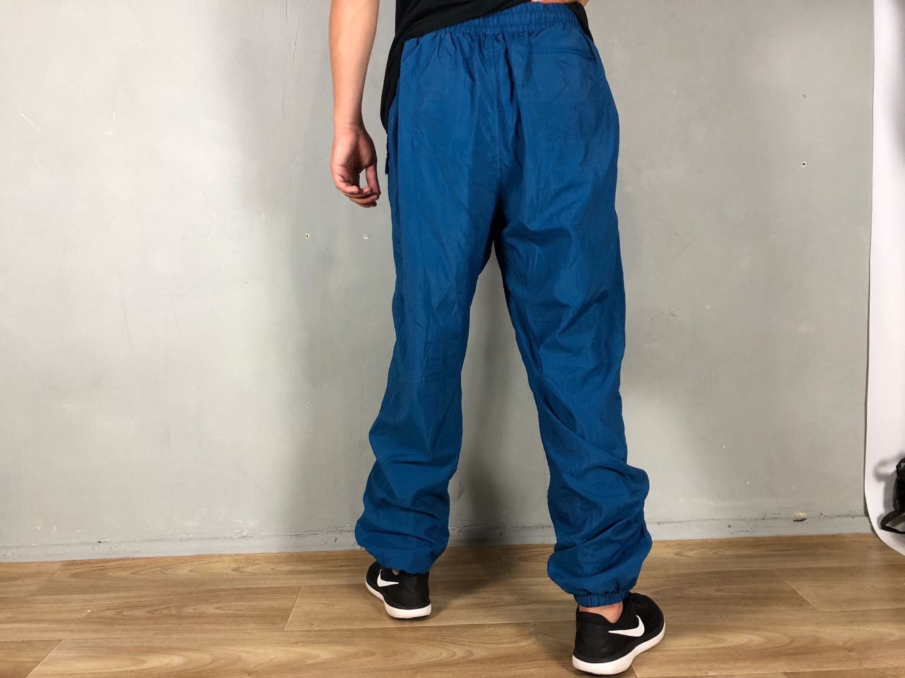 Adidas Adidas vintage streetwear nylon blue sweatpants Size US 34 / EU 50 - 5 Thumbnail