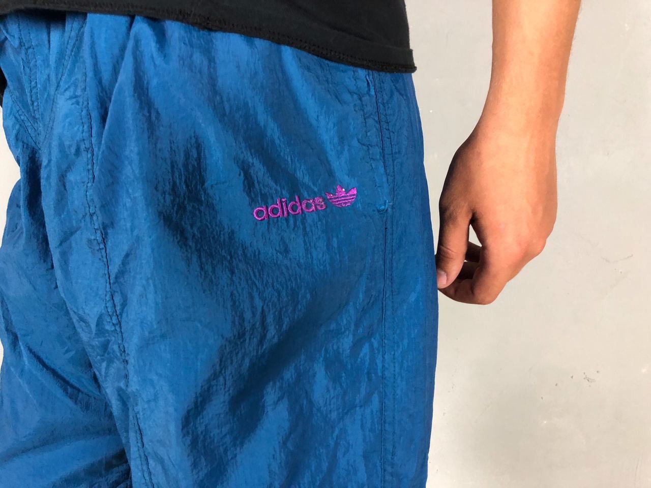 Adidas Adidas vintage streetwear nylon blue sweatpants Size US 34 / EU 50 - 3 Thumbnail